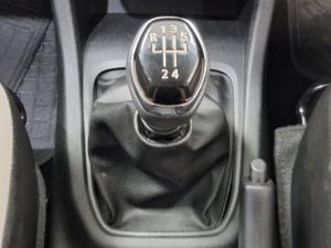 Renault Triber 1.0 Life - Image 12