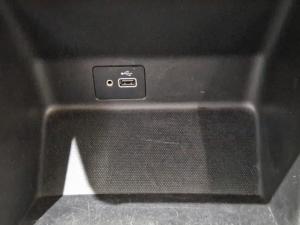 Renault Triber 1.0 Life - Image 15
