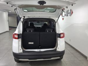 Renault Triber 1.0 Life - Image 5