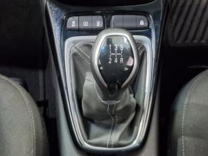 Opel Crossland 1.2 - Image 11