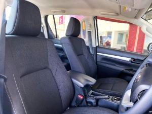 Toyota Hilux 2.4GD-6 double cab Raider auto - Image 9