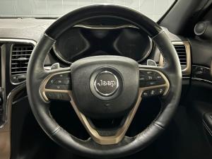 Jeep Grand Cherokee 3.0CRD Overland - Image 10
