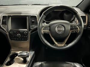 Jeep Grand Cherokee 3.0CRD Overland - Image 9