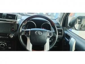 Toyota Land Cruiser Prado 4.0 VX - Image 5
