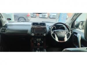 Toyota Land Cruiser Prado 4.0 VX - Image 6