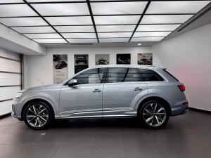 Audi Q7 45TDI quattro S line - Image 2