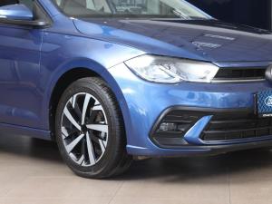 Volkswagen Polo hatch 1.0TSI Life manual - Image 5