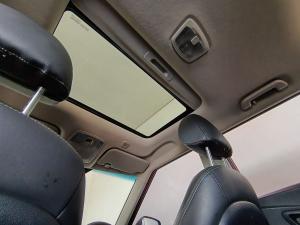 Mahindra XUV300 1.5TD W6 - Image 10