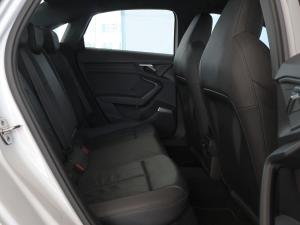 Audi A3 sedan 35TFSI S line - Image 17