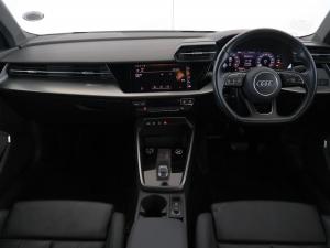 Audi A3 sedan 35TFSI S line - Image 18