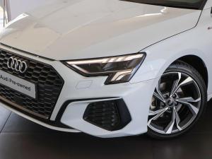 Audi A3 sedan 35TFSI S line - Image 2