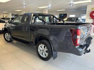 Isuzu D-Max 1.9TD Extended cab LS auto - Image 9