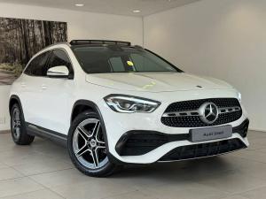 Mercedes-Benz GLA GLA200 Progressive - Image 1