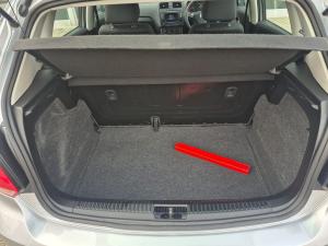 Volkswagen Polo Vivo hatch 1.6 Comfortline auto - Image 12