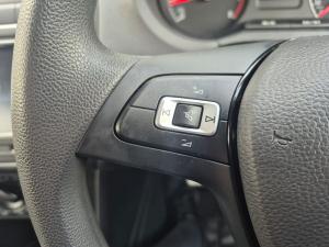 Volkswagen Polo Vivo hatch 1.6 Comfortline auto - Image 13