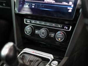 Volkswagen Arteon 2.0TSI 4Motion R-Line - Image 15