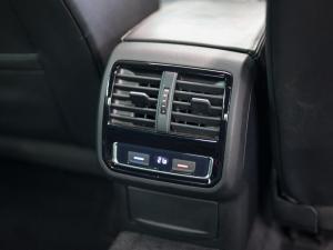 Volkswagen Arteon 2.0TSI 4Motion R-Line - Image 20