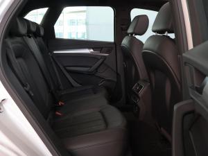 Audi Q5 2.0 TDI Quattro S Tronic - Image 16