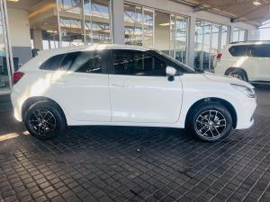 Suzuki Baleno 1.5 GL auto - Image 8