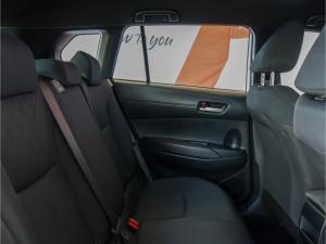 Toyota Corolla Cross 1.8 Xi - Image 12