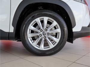 Toyota Corolla Cross 1.8 Xi - Image 14