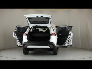Toyota Corolla Cross 1.8 Xi - Image 9