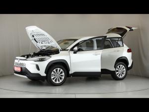 Toyota Corolla Cross 1.8 Xi - Image 12
