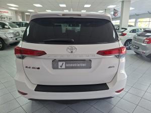 Toyota Fortuner 2.4GD-6 4x4 - Image 5