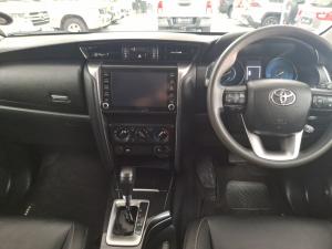 Toyota Fortuner 2.4GD-6 4x4 - Image 6