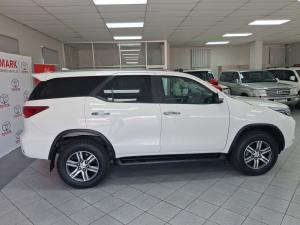 Toyota Fortuner 2.4GD-6 4x4 - Image 3