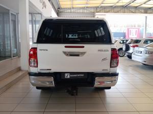 Toyota Hilux 2.8GD-6 Xtra cab 4x4 Legend 50 auto - Image 5