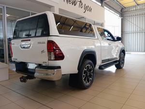 Toyota Hilux 2.8GD-6 Xtra cab 4x4 Legend 50 auto - Image 2