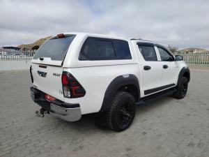 Toyota Hilux 2.4GD-6 double cab Raider manual - Image 2
