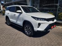 Thumbnail Toyota Fortuner 2.8GD-6 VX automatic