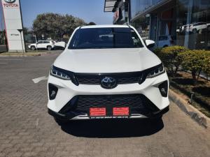 Toyota Fortuner 2.8GD-6 VX automatic - Image 4