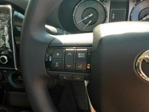 Toyota Hilux 2.4 GD-6 RB Raider automaticS/C - Image 9