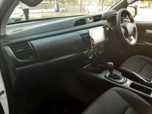 Toyota Hilux 2.4 GD-6 Raider X 4X4 automaticD/C - Image 7