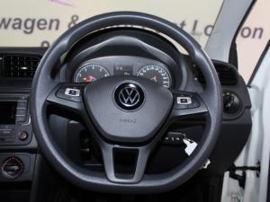 Volkswagen Polo Vivo 1.4 Comfortline - Image 12
