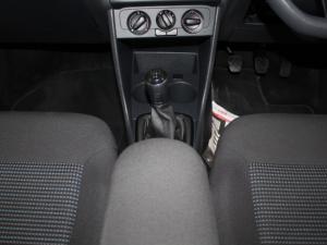 Volkswagen Polo Vivo 1.4 Comfortline - Image 14