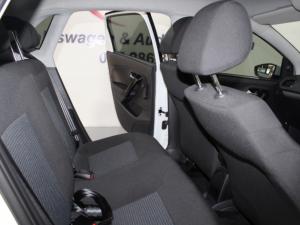 Volkswagen Polo Vivo 1.4 Comfortline - Image 16