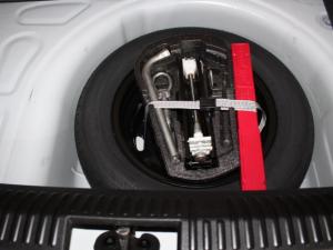 Volkswagen Polo Vivo 1.4 Comfortline - Image 9