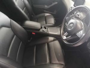 Mercedes-Benz CLA200 automatic - Image 11
