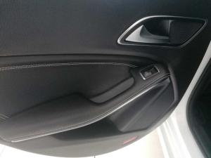 Mercedes-Benz CLA200 automatic - Image 16