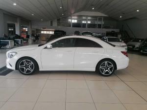 Mercedes-Benz CLA200 automatic - Image 3