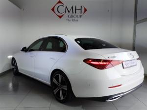 Mercedes-Benz C-Class C200 Avantgarde - Image 4