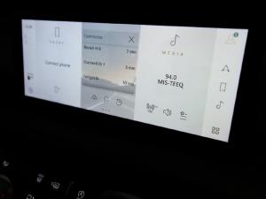 Land Rover Defender 110 D300 X-Dynamic HSE - Image 20