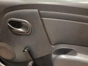 Nissan NP200 1.6i - Image 14