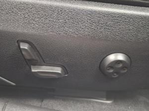 Mercedes-Benz C-Class C220d Avantgarde - Image 15