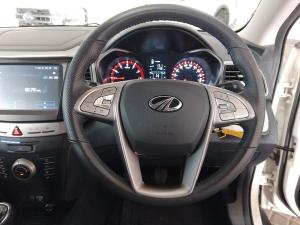 Mahindra XUV300 1.2T W6 - Image 12