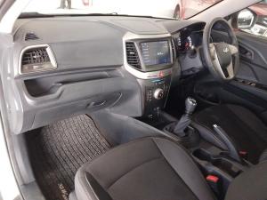 Mahindra XUV300 1.2T W6 - Image 7